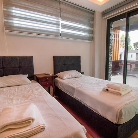 Magnicifent 4 Bedroom Triplex In Akyarlar Villa Bodrum
