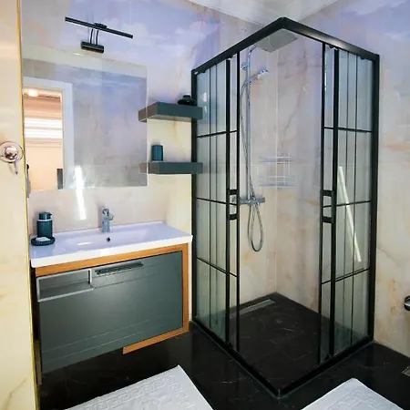 Magnicifent 4 Bedroom Triplex In Akyarlar Villa *