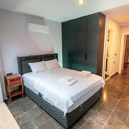 Magnicifent 4 Bedroom Triplex In Akyarlar Bodrum