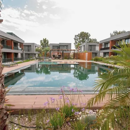 Villa Magnicifent 4 Bedroom Triplex In Akyarlar