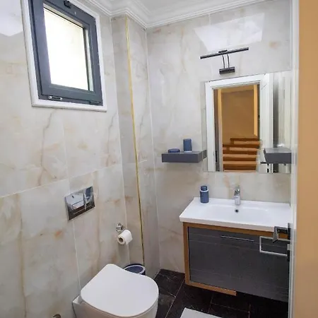 Villa Magnicifent 4 Bedroom Triplex In Akyarlar Bodrum