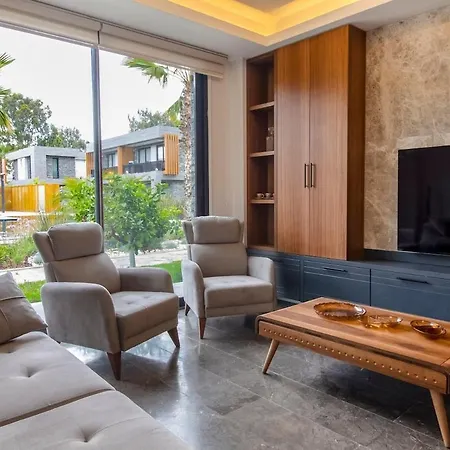 Villa Magnicifent 4 Bedroom Triplex In Akyarlar Bodrum